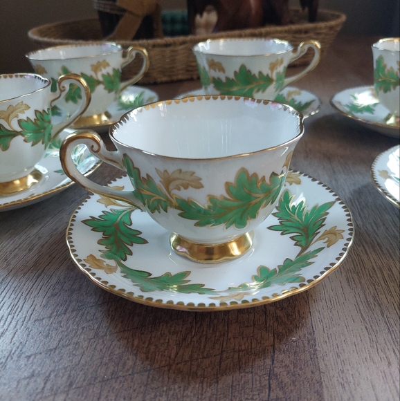 Vintage Royal Chelsey Bone China Green Leaf Ivy Tea Cup and Saucer Set Of (6) - Picture 3 of 16